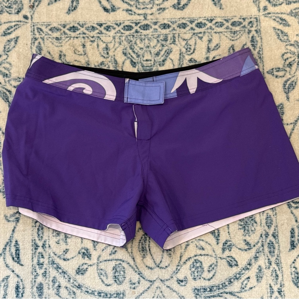 NWT women’s board shorts